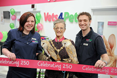 Cat Roach and Craig with the Town Mayor Councillor Sheila Pitt