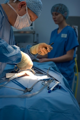 A soft tissue surgeon at worktitle=