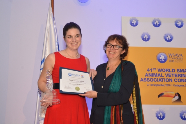 Riight: Dr Marina Debernardi, Worldwide Director of Global Professional and Veterinary Affairs at Hill's Pet Nutrition, presenting the WSAVA-Hills Next Generation Award to American veterinarian Dr Julie Stafford during WSAVA World Congress 2016