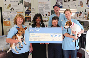 Blue Cross Northiam Animal Charity staff with Petplan Business Developer, Marilyn Lloyd