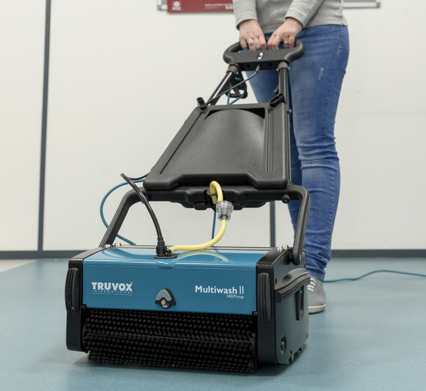 Truvox MW340 Pump in use