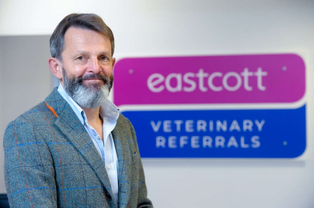 RCVS and European specialist in veterinary dentistry Peter Southerden retired this week