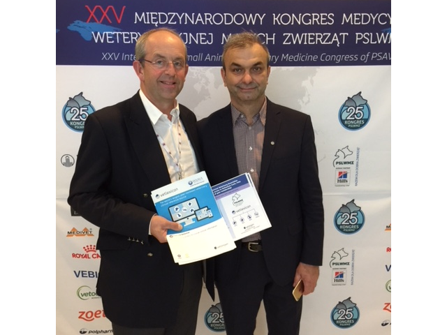(Left to right) Dr Mark Johnston with Dr Jacek Szulc, President of PSAVA.