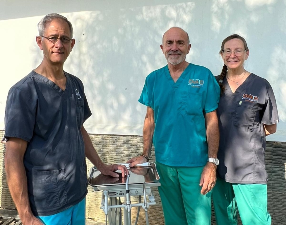DWR Veterinary Specialists in Cambridgeshire has donated a dental unit to treat orangutan in Borneo.