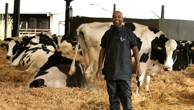 Navaratnam Partheeban joins IVC Evidensia as Regional Head of Farm