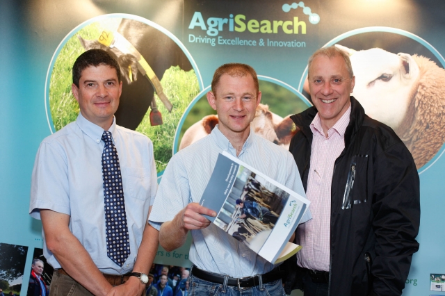  Dr Gareth Arnott, centre, former AgriSearch Global Research Office, at the launch of the dairy cow fertility booklet with Dr Conrad Ferris,  left,  AFBI, Hillsborough and David Stewart, vice-chair AgriSearch dairy advisory committee. 